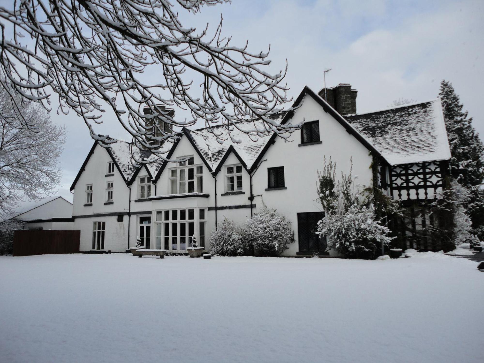 Maesmawr Hall Hotel Caersws Екстер'єр фото