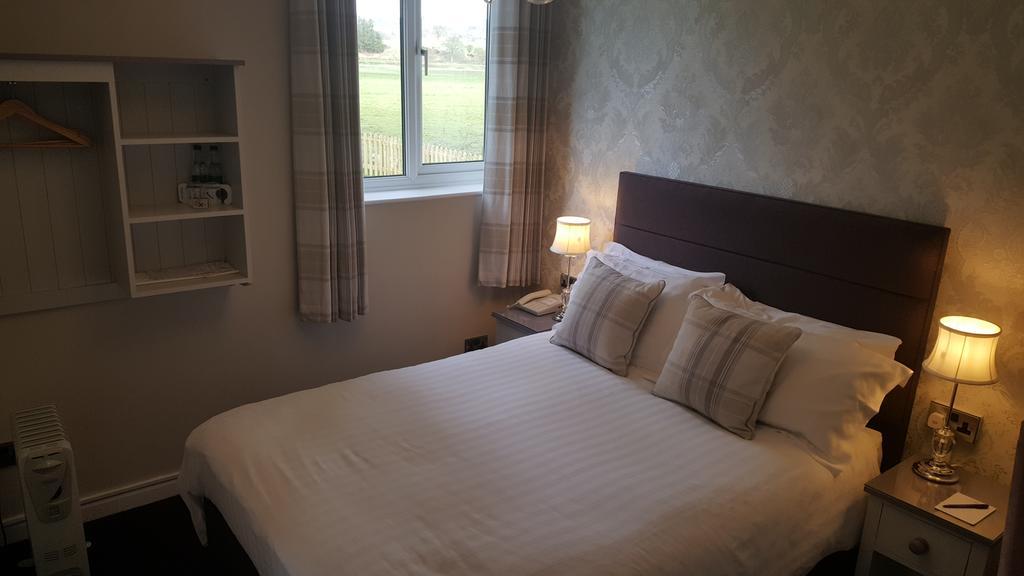 Maesmawr Hall Hotel Caersws Екстер'єр фото